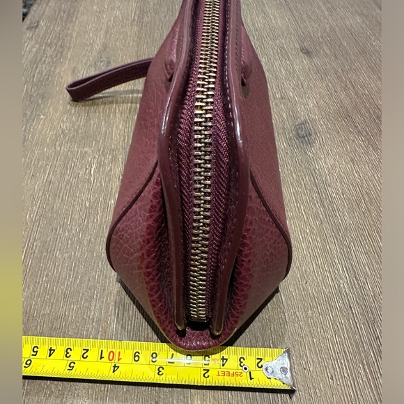 Marc By Marc Jacobs clutch in burgundy, LIKE NEW - Picture 6 of 7